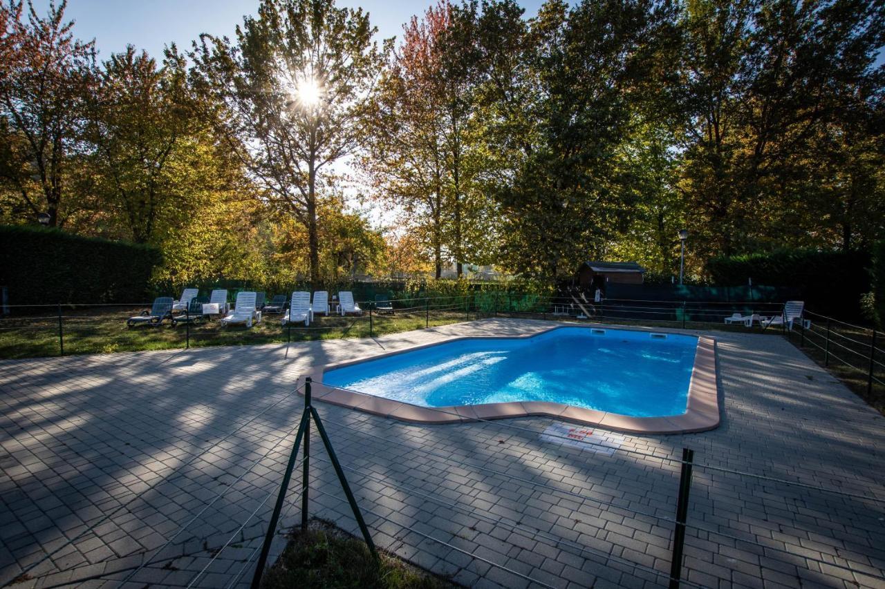 Eco House Roero Cottage Альба Экстерьер фото